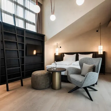 Eisenhut Boutique