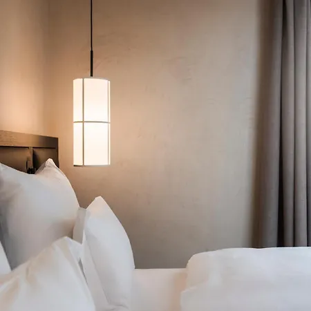 Отель Eisenhut Boutique 4*